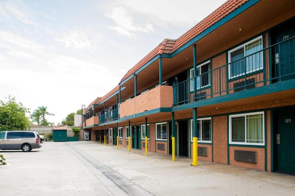 بوينا بارك، أورانج، كاليفورنيا Century Motel المظهر الخارجي الصورة