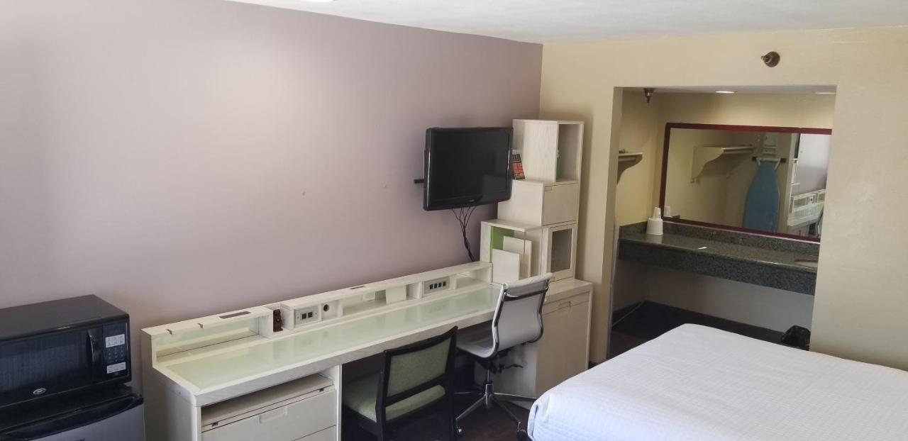 بوينا بارك، أورانج، كاليفورنيا Century Motel الغرفة الصورة